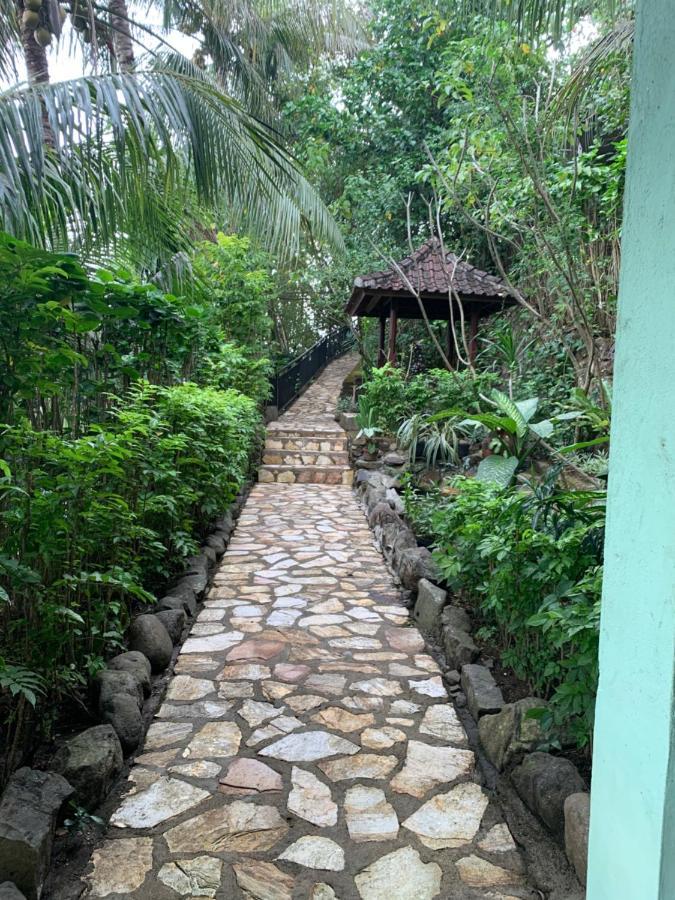 Kebun Rohani Cottages Senggigi Exterior photo